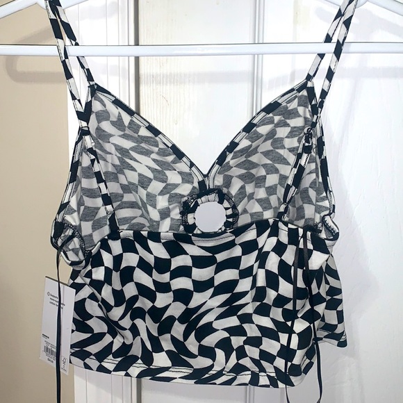 SO Black & White crop top - Picture 4 of 4